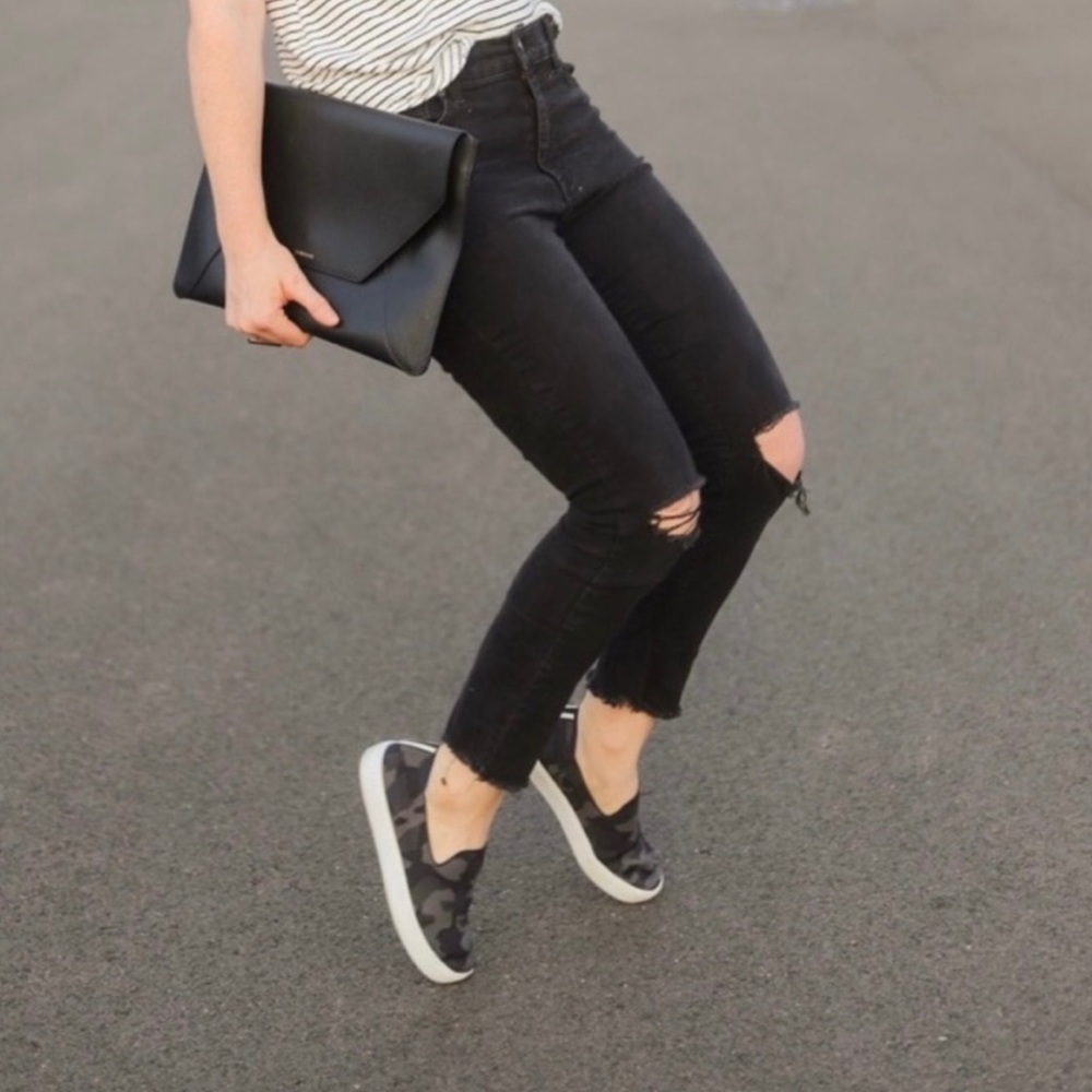 “Like New” Rothy’s Sneakers